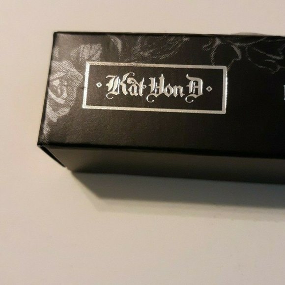 New Kat Von D Everlasting  Liquid Lipsticks - Picture 3 of 3